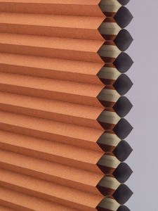 Honeycomb shade with blackout material